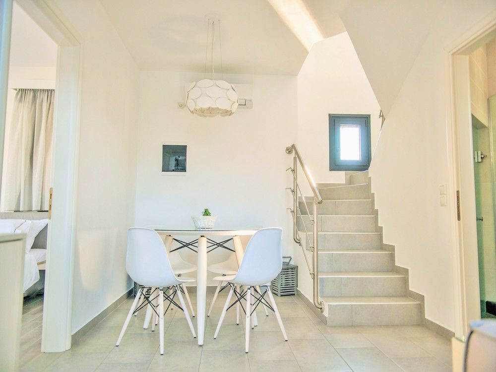 Eleia Seafront Rooms & Villas ペトラ エクステリア 写真